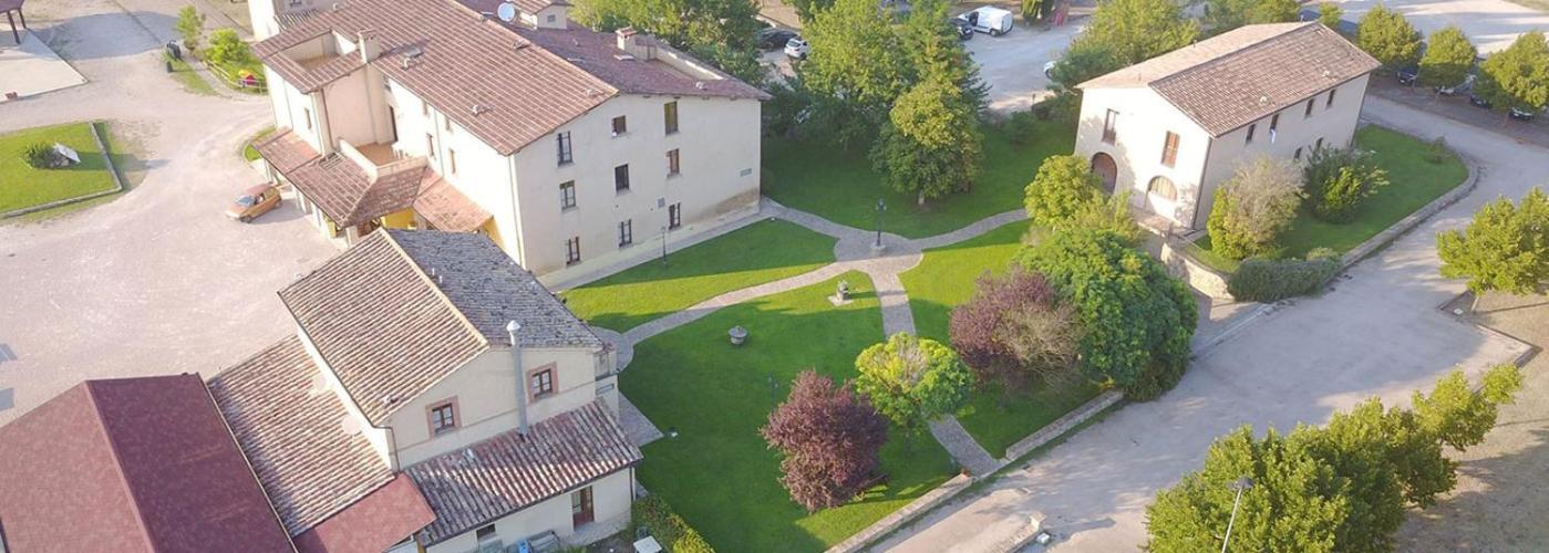 Laghi Di Faldo Монтоне Екстериор снимка